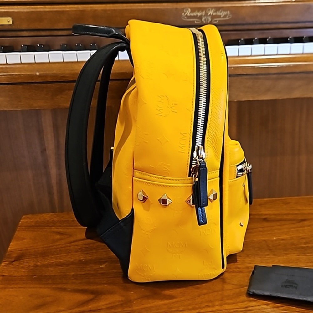 Beautiful MCM Backpack !! - Picture 6 of 16
